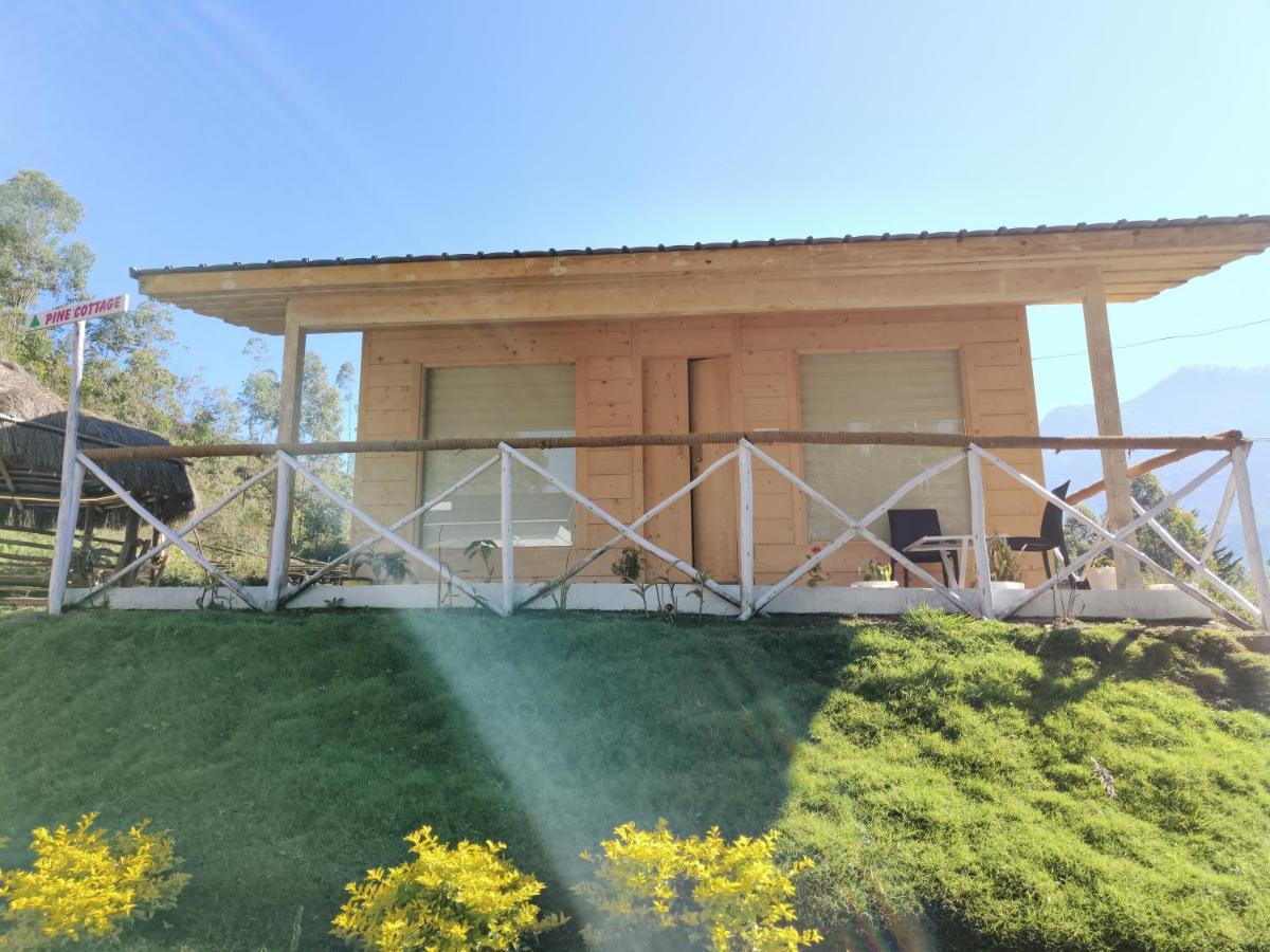 Happy Holidays Resort Kanthalloor Exterior foto